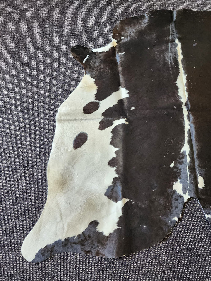 Black N White Cowhide Rug #1442-2
