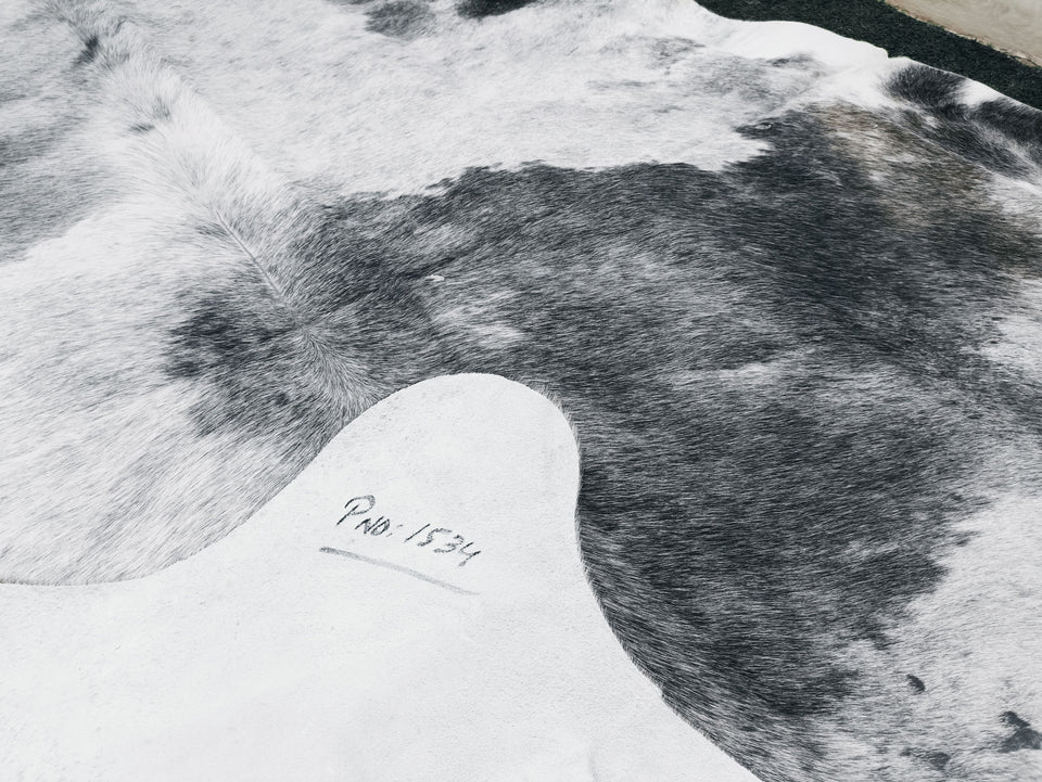 Black & White Cowhide Rug #1534