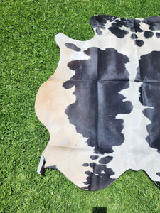 Black Cowhide Rug #1425