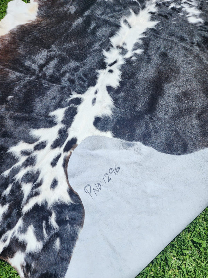 Black & White Cowhide Rug #1296