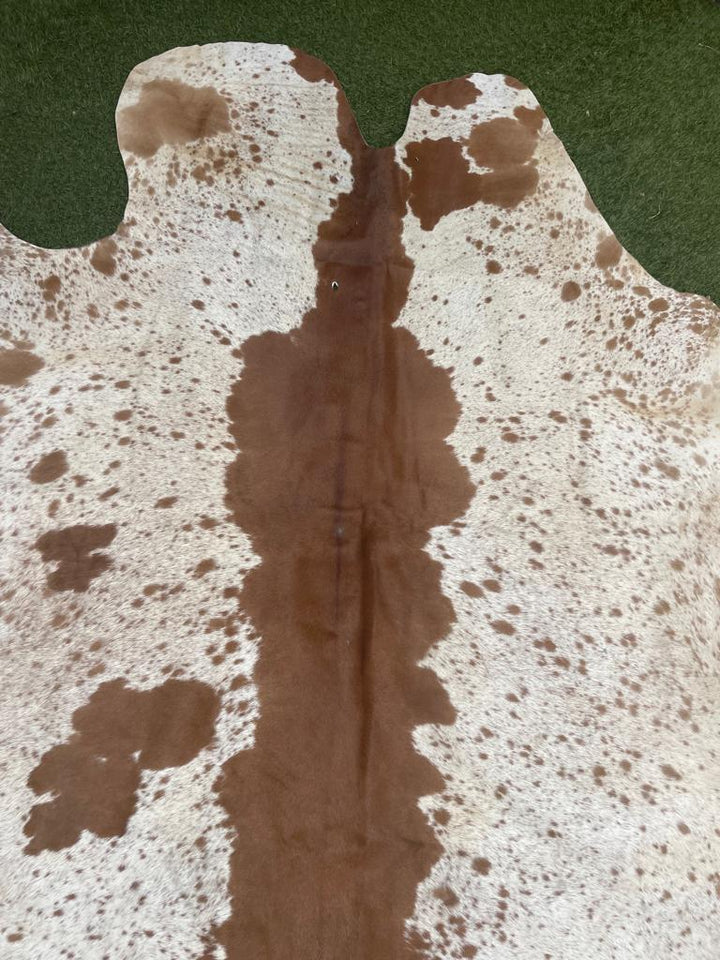 Big brown and white Cow Hide 1409