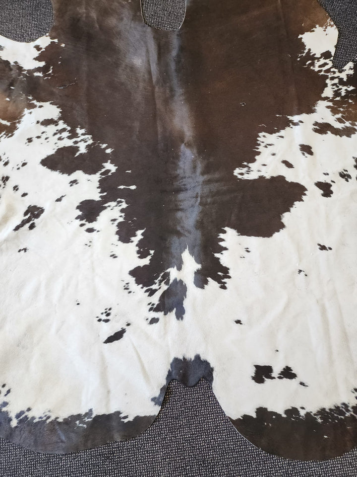Cowhide rug beautiful tri splashed rug