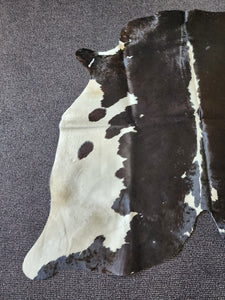 Black N White Cowhide Rug #1442-2