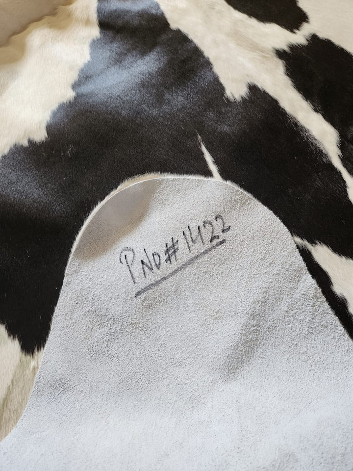 Cowhide Rug 1422