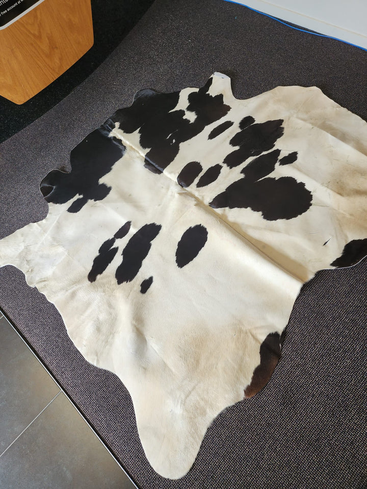 Cowhide Rug 1422