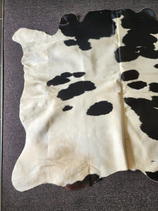 Cowhide Rug 1422