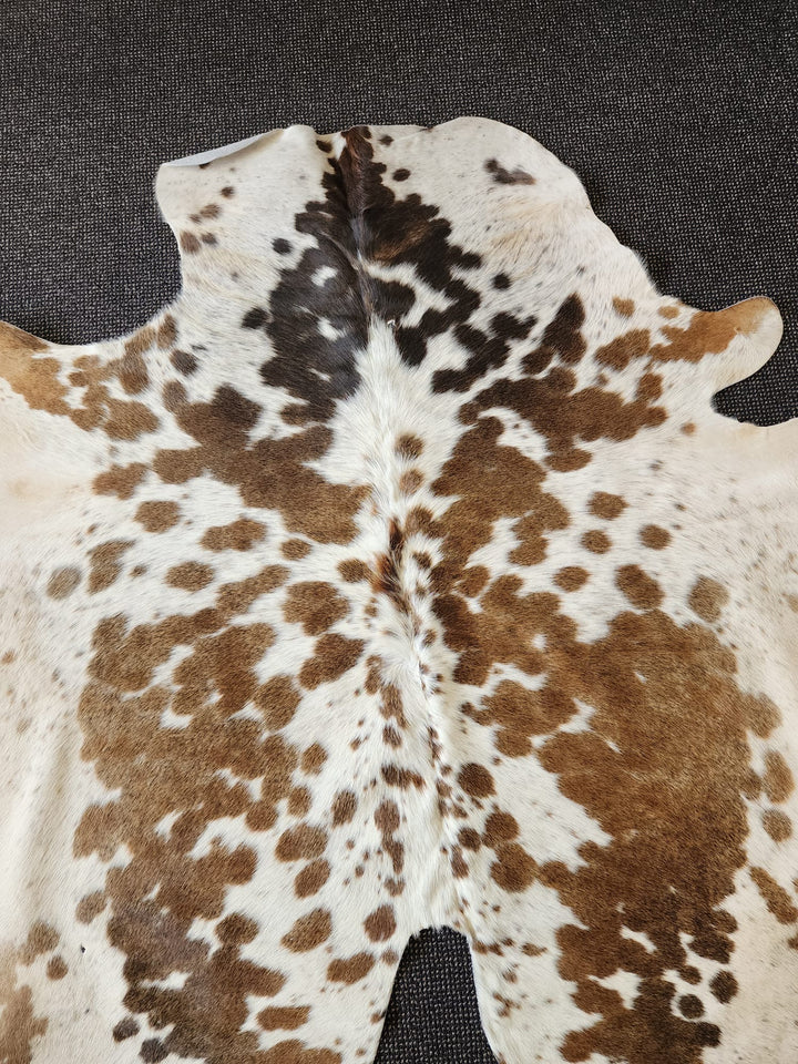 Brown n White Cow Hide Rug 1201