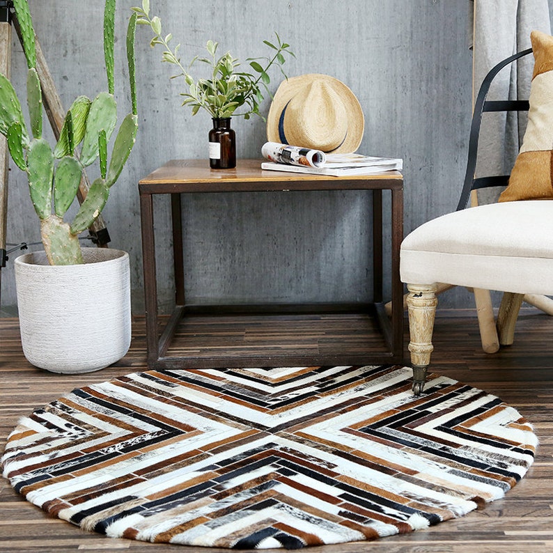 Mix Stripes Cowhide Patchwork Round Rug
